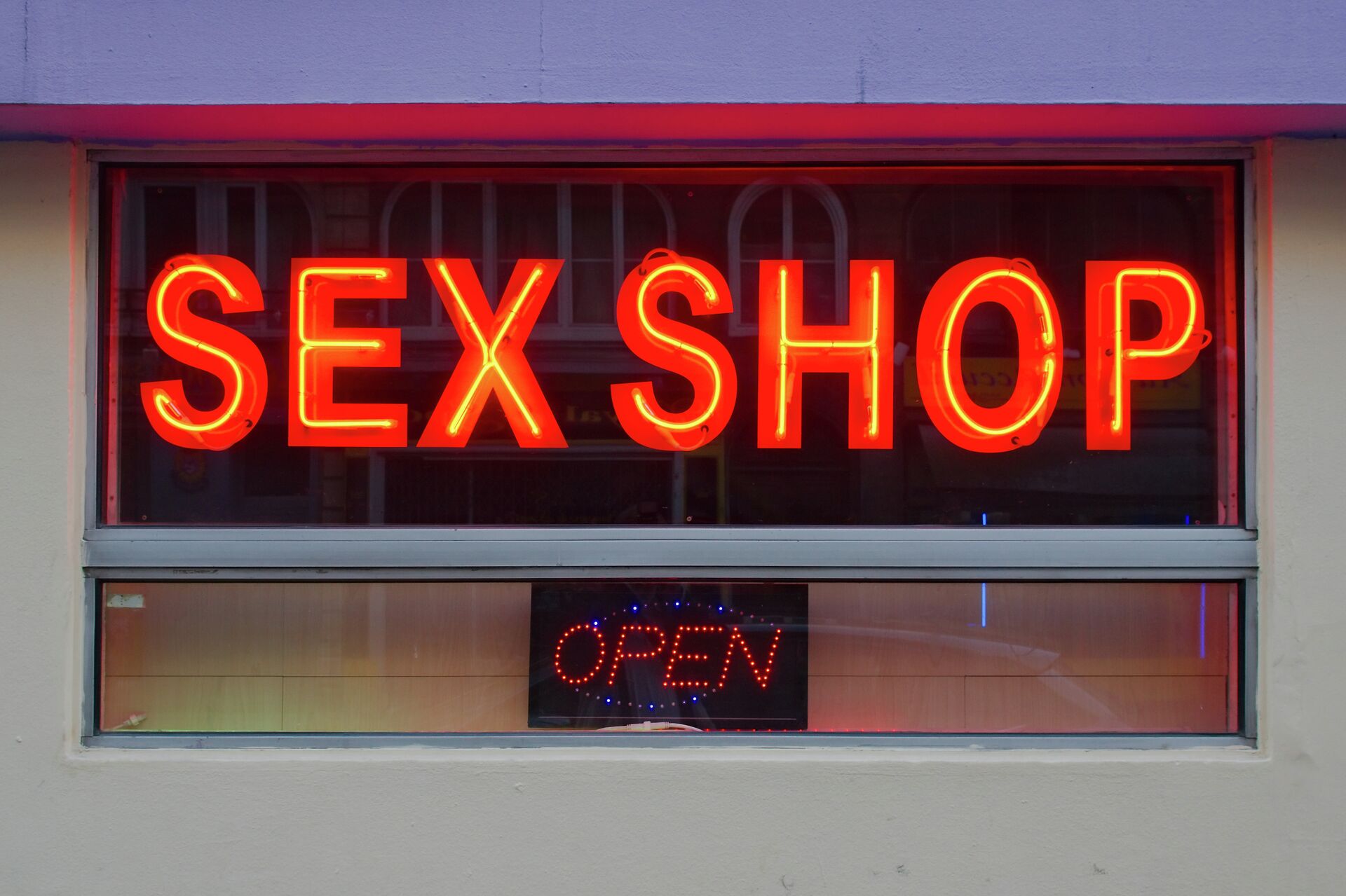 Секс В Интим Магазине