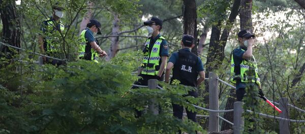 Тело мэра Сеула было найдено в парке Тело мэра Сеула было найдено в парке - Sputnik Беларусь