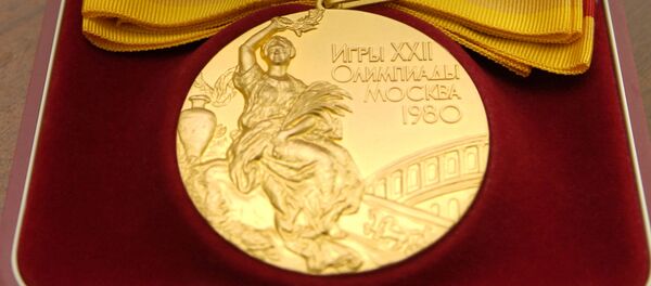 Золотая медаль Игр XXII Олимпиады Золотая медаль Игр XXII Олимпиады - Sputnik Беларусь