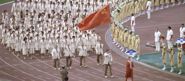 Нацыянальная алімпійская каманда СССР на цырымоніі адкрыцця Алімпіяды-80 - Sputnik Беларусь