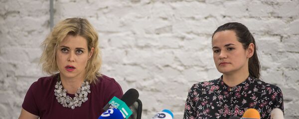 Вераніка Цапкала і Святлана Ціханоўская Вераніка Цапкала і Святлана Ціханоўская - Sputnik Беларусь