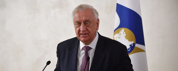 Старшыня калегіі Еўразійскай эканамічнай камісіі (ЕЭК) Міхаіл Мясніковіч Старшыня калегіі Еўразійскай эканамічнай камісіі (ЕЭК) Міхаіл Мясніковіч - Sputnik Беларусь