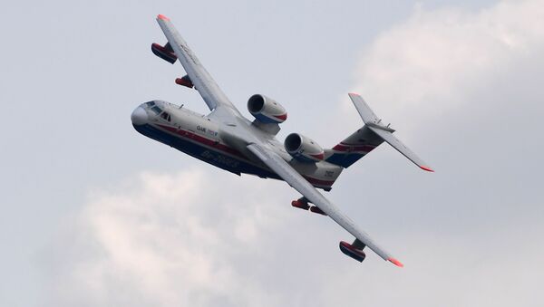 Российский самолет-амфибия Бе-200ЧС - Sputnik Беларусь