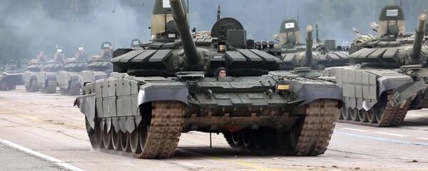 Танки Т-72 на полигоне, архивное фото - Sputnik Беларусь