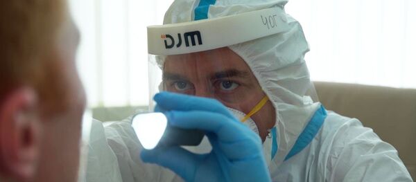 Выписка добровольцев, испытавших вакцину от COVID-19 - Sputnik Беларусь