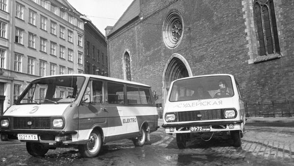 Автомобили РАФ на улицах Риги, архивное фото - Sputnik Беларусь