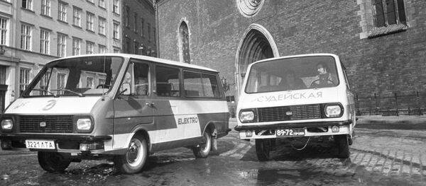 Автомобили РАФ на улицах Риги, архивное фото - Sputnik Беларусь