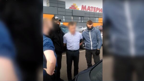 МВД показало, как задерживали замдиректора Скидельского комбината - Sputnik Беларусь
