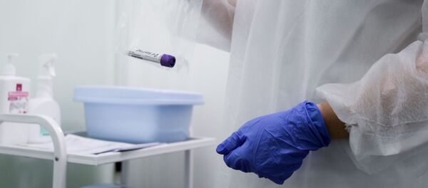 Супрацоўнік лабараторыі Супрацоўнік лабараторыі - Sputnik Беларусь