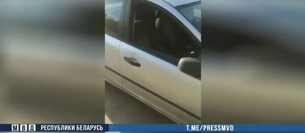 Машину с наркодельцами минская милиция останавливала со стрельбой - видео - Sputnik Беларусь