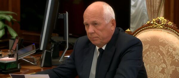 Видеофакт: Путину доложили о поставке комплексов С-400 в Турцию Видеофакт: Путину доложили о поставке комплексов С-400 в Турцию - Sputnik Беларусь