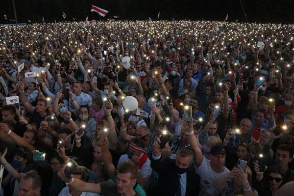 Массовый митинг прошел в центре Минска - Sputnik Беларусь