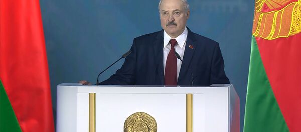О чем Лукашенко говорил в послании к парламенту и народу - видео - Sputnik Беларусь