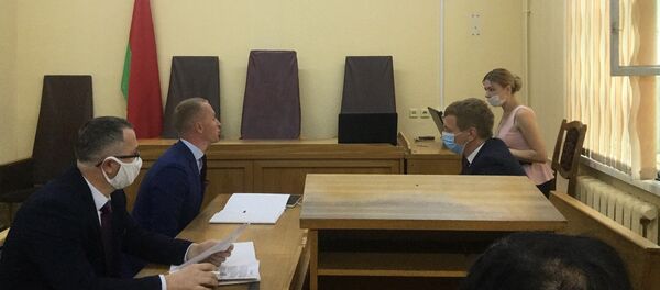 Суд Первомайского района Минска возбудил гражданское дело по иску экс-главы ПВТ Валерия Цепкало о защите чести и достоинства к турецкому бизнесмену Седату Игдеджи Суд Первомайского района Минска возбудил гражданское дело по иску экс-главы ПВТ Валерия Цепкало о защите чести и достоинства к турецкому бизнесмену Седату Игдеджи - Sputnik Беларусь