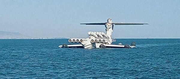 Буксировка ракетного экраноплана Лунь из Каспийска в Дербент - Sputnik Беларусь