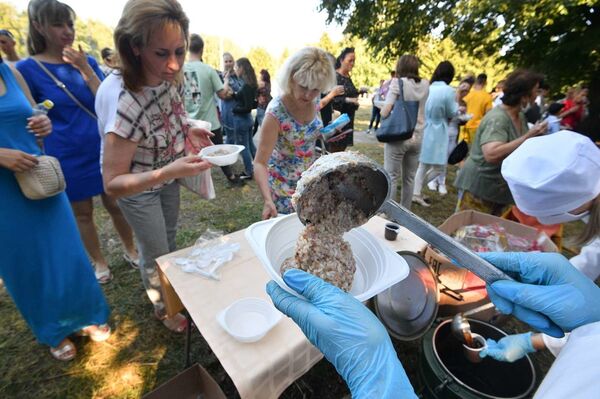 День железнодорожных войск готовятся праздновать в парке Дружбы народов - Sputnik Беларусь
