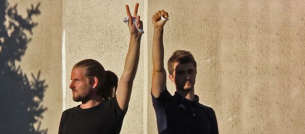 Люди кричали Света, хотя Светы не было: видео с акции солидарности - Sputnik Беларусь