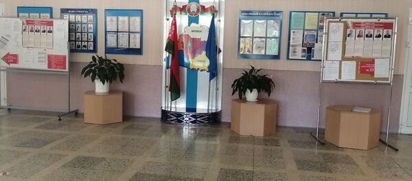 Направо пойдешь - на 33 участок попадешь, налево - на 34. Заблудиться невозможно - Sputnik Беларусь