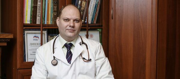 Урач-педыятр, інфекцыяніст і вакцынолаг Яўген Цімакоў Урач-педыятр, інфекцыяніст і вакцынолаг Яўген Цімакоў - Sputnik Беларусь