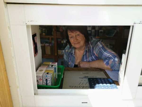 Товара нет, клиенты идут: как на рынках и в ТЦ переживают пандемию COVID-19 - Sputnik Беларусь