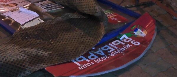 Панядзелак пасля выбараў: барыкады і жорсткія затрыманні – відэа - Sputnik Беларусь