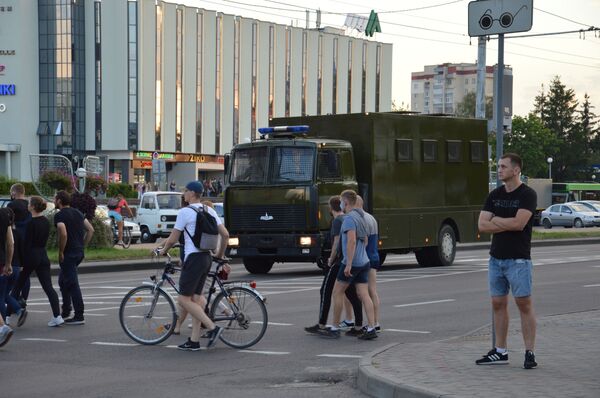 Второй день протестов в Бресте Второй день протестов в Бресте - Sputnik Беларусь