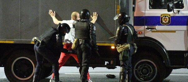 Трэці дзень пратэсту: што адбывалася ў Мінску ў аўторак - фота Трэці дзень пратэсту: што адбывалася ў Мінску ў аўторак - фота - Sputnik Беларусь