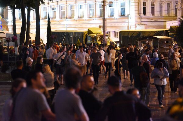 Третий день протестов после выборов: что происходило в Минске и регионах - Sputnik Беларусь