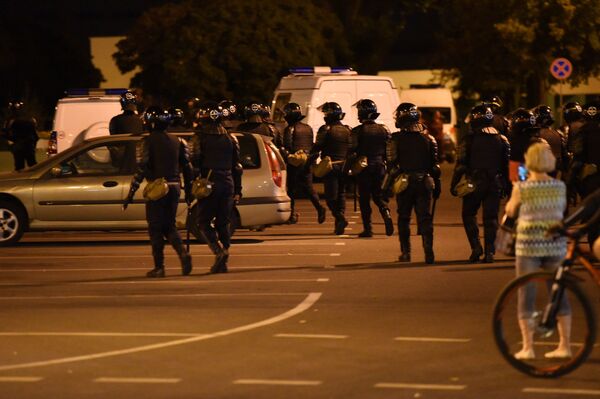 Третий день протестов после выборов: что происходило в Минске и регионах - Sputnik Беларусь