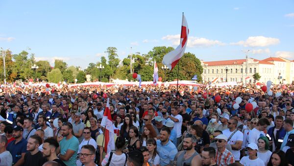Акция протеста в Гродно 14 августа - Sputnik Беларусь