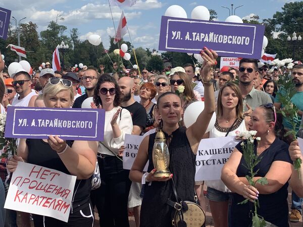 Гродно в субботу во второй раз собрал полную площадь - Sputnik Беларусь