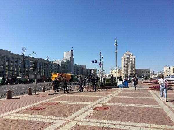 Центр Минска практически закрыт для движения автомобилей - Sputnik Беларусь