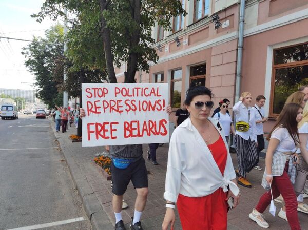 Протесты в Витебске: как прошел восьмой день акций в городе на Двине - Sputnik Беларусь