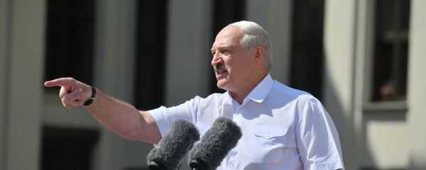 Лукашэнка: вакханалія заканчваецца, трэба займацца эканомікай Лукашэнка: вакханалія заканчваецца, трэба займацца эканомікай - Sputnik Беларусь