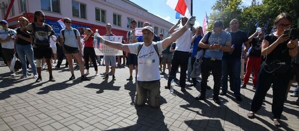 Дзявяты дзень пратэстаў: мірныя мітынгі і забастоўкі не спыняюцца - відэа - Sputnik Беларусь