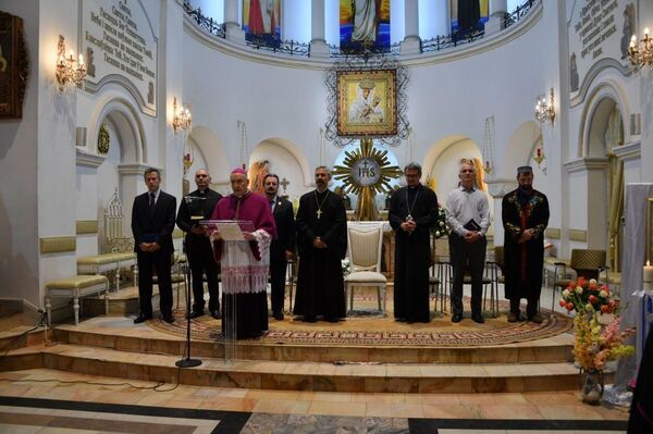 Совместная молитва о победе справедливости прошла в Красном костеле - Sputnik Беларусь