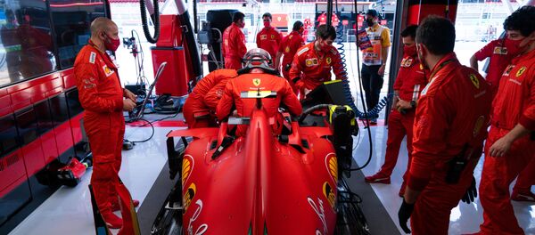 В боксах команды Формулы-1 - Sputnik Беларусь