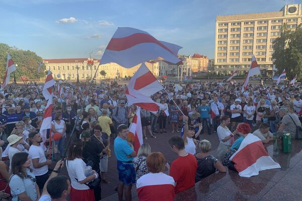 Запрет площади и ожидание Лукашенко: что происходило в Гродно 21 августа - Sputnik Беларусь