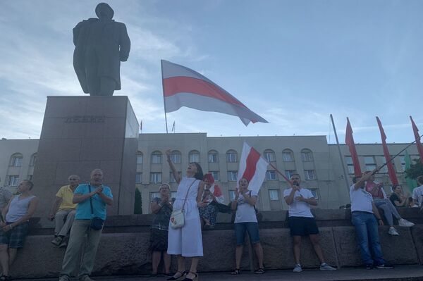 Запрет площади и ожидание Лукашенко: что происходило в Гродно 21 августа - Sputnik Беларусь