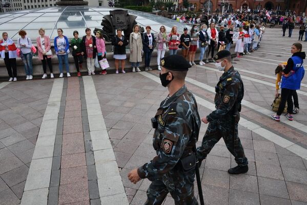 Акция протеста в Минске 23 августа - Sputnik Беларусь