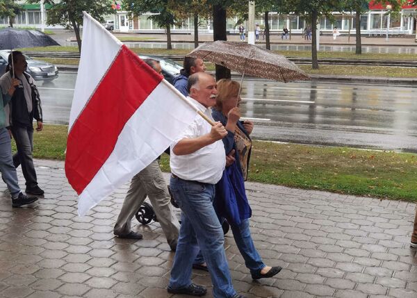 Несмотря на дождь: Марш свободы прошел в Витебске - Sputnik Беларусь