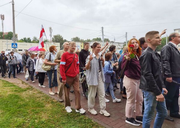 Несмотря на дождь: Марш свободы прошел в Витебске - Sputnik Беларусь