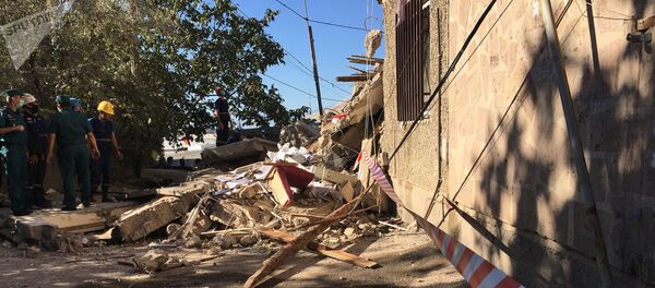 Обрушение здания в Ереване - Sputnik Беларусь