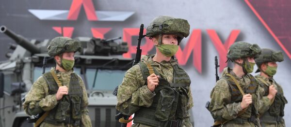 На выставке вооружений Международного военно-технического форума - Sputnik Беларусь