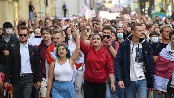 Студенты вышли на улицы - акция против насилия и за честные выборы - Sputnik Беларусь