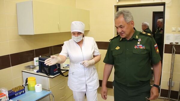 Шойгу сделал прививку от коронавируса - Sputnik Беларусь