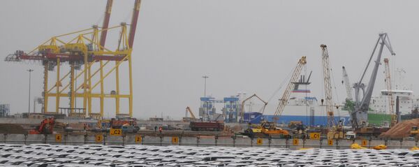 Праца марскога гандлёвага порта Усць-Луга Праца марскога гандлёвага порта Усць-Луга - Sputnik Беларусь