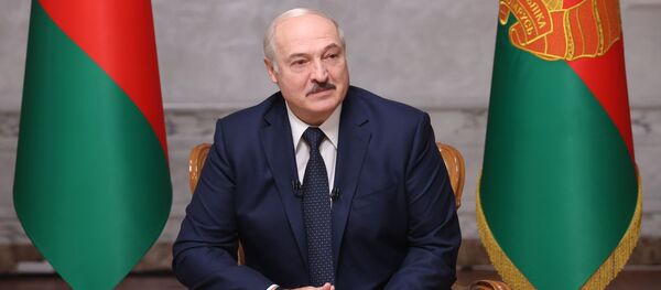 Прэзідэнт Беларусі Аляксандр Лукашэнка даў інтэрв'ю расійскім журналістам - Sputnik Беларусь