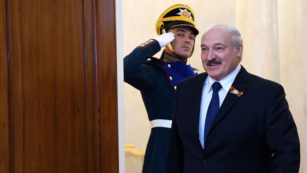 Президент Беларуси Александр Лукашенко на церемонии встречи президентом РФ Владимиром Путиным в Кремле  - Sputnik Беларусь