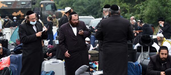 Хасиды-паломники на белорусско-украинской границе - Sputnik Беларусь